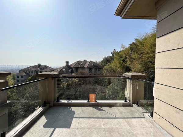 杭州余杭良渚文化村白鹭郡北白鹭郡北高区 顶楼跃层带阁楼 视野很好