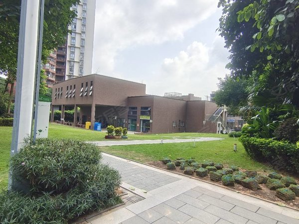 东莞南城南城车站万科金悦香树南城南信旁 万科金悦香树精装高层朝南