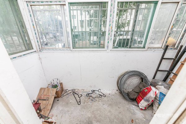 和平路北京华联对面 4号地铁口 业主是熟人 谈价找我更好谈