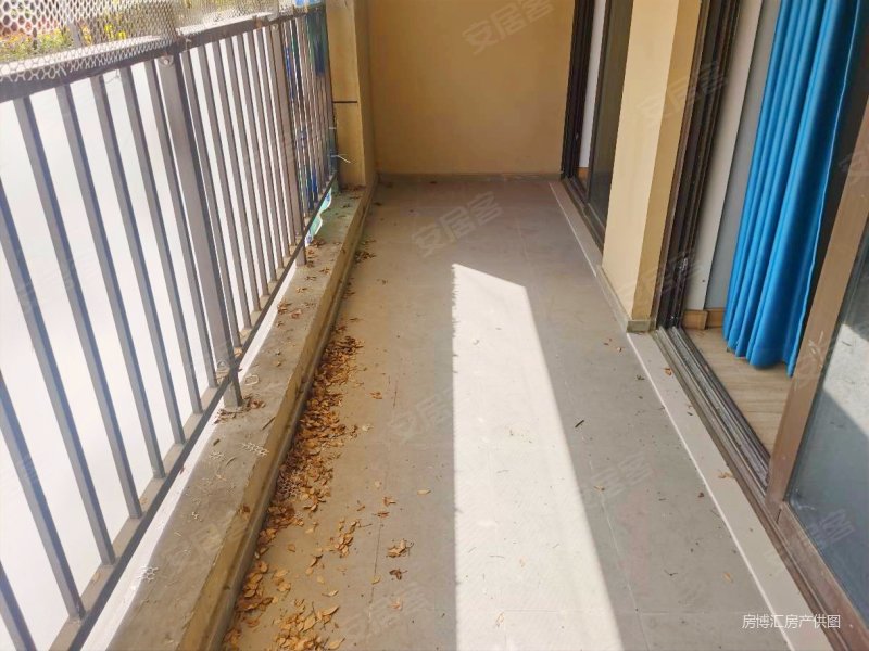 云景台大三房带院子车位一个精装修采光全天