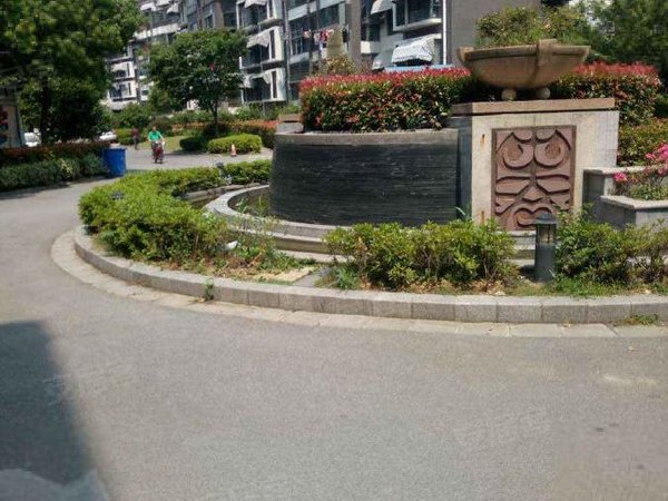 【多图】御庭苑,留园租房,实图可月付 御庭苑精装两房三楼 农校斜对面