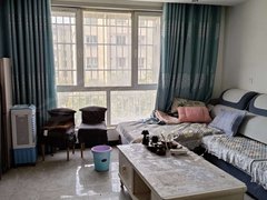 阿拉尔幸福路国际商贸城南北苑三楼，两室两厅一卫精装修，家具家电齐全，拎包入住出租房源真实图片