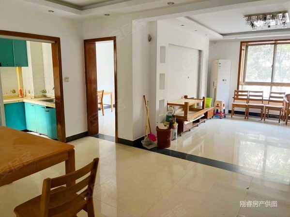 房东急卖150嘉和苑精装大三房好楼层带大汽车库