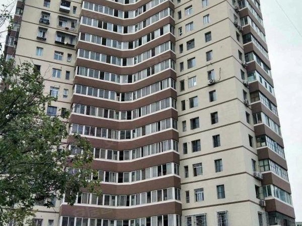 北京石景山八角八角中里1号线 八角游乐园 古城 温馨单间 随时看房 包