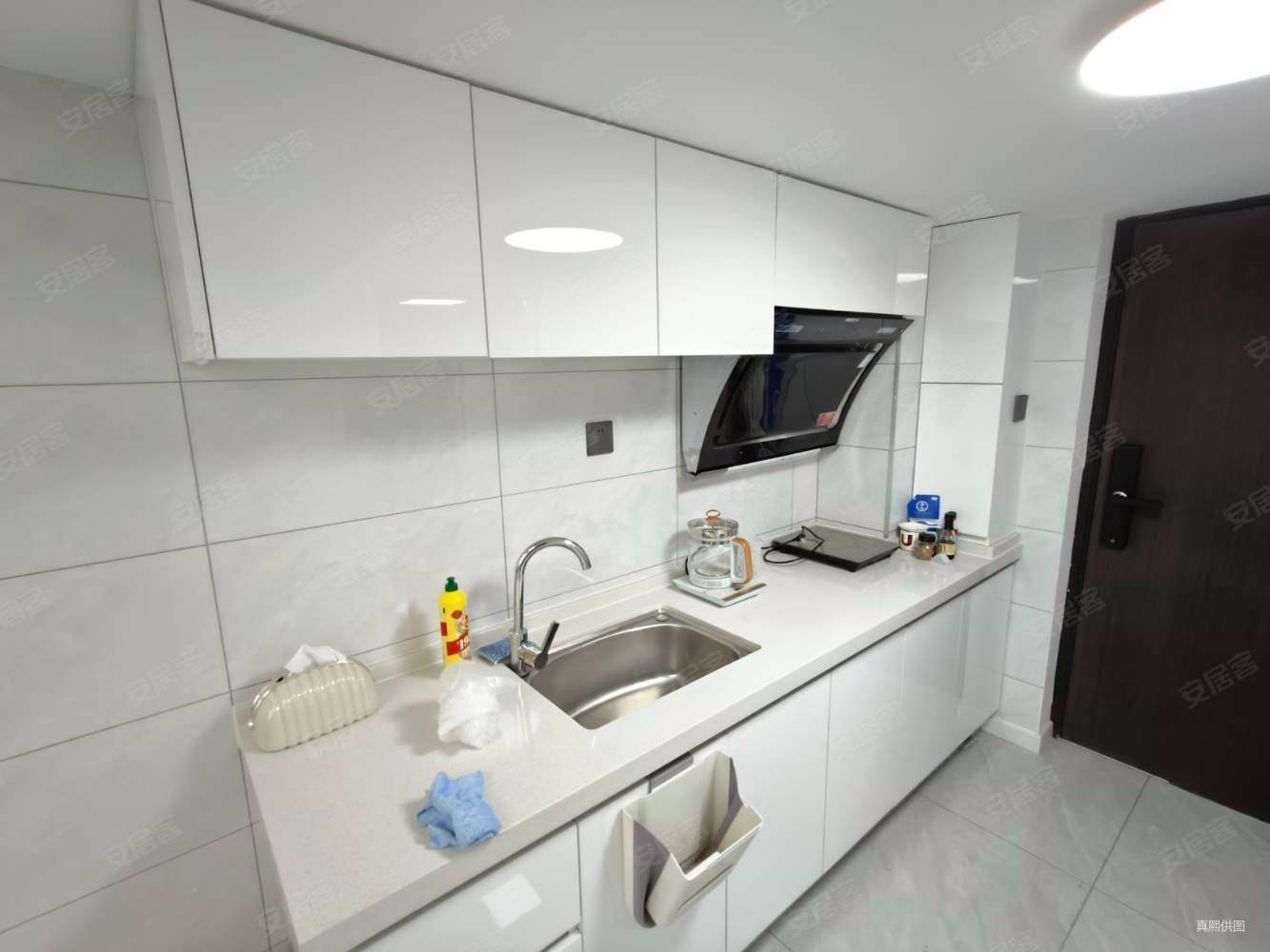 燕郊岩峰云裳1室2厅1卫45㎡南北33万