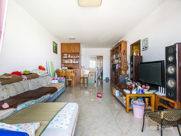 南景苑大厦3室2厅2卫110.6㎡南北560万