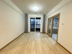 武汉黄陂武湖联投汉口郡(三期)御湖 3室2厅2卫  电梯房 精装修出租房源真实图片