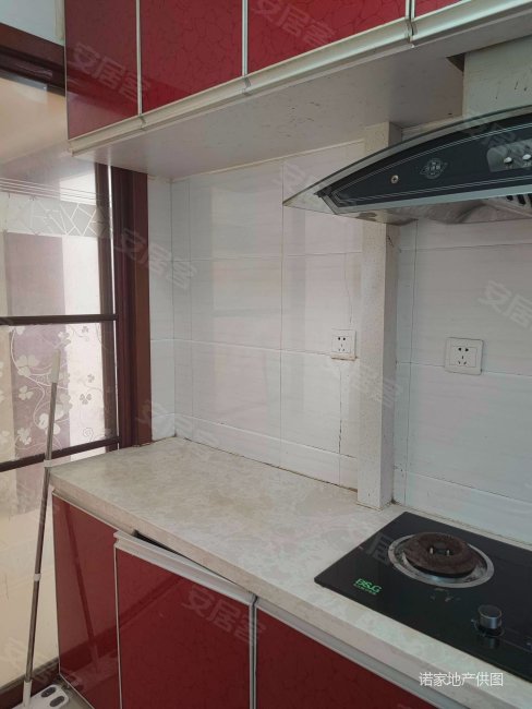 波菲蓝岛 商品房 正南朝向 电梯房 交通便捷 临地铁