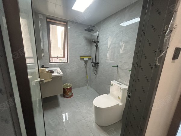 商丘睢阳万达广场雍景台雍景台精装大四室,全新家具家电出租随时看房出租房源真实图片