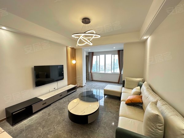 重庆渝北木耳春藤里租金可谈随时看房 中国摩四期精装修大三房 品牌