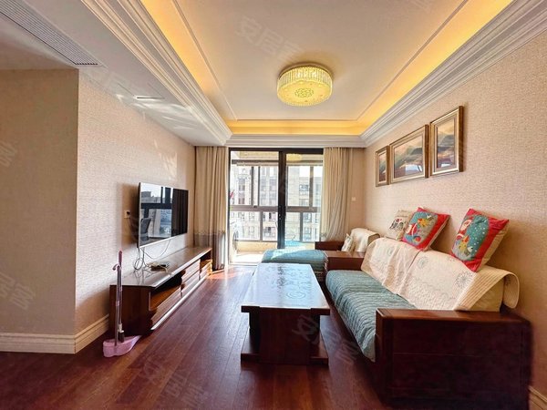 上海松江泗泾保利翡丽公馆新上好房 实拍 泗泾地铁口0距离 保利翡丽