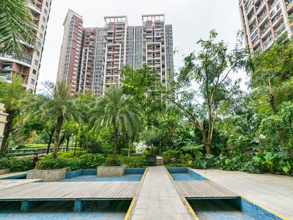 深圳宝安碧海湾中熙香缇湾花园西乡地铁碧海地铁中间 香缇湾花园精装