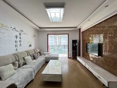 巴中巴州南坝春雷学校 蓝湾国际 电梯三室 家具家电齐全,拎包入住出租房源真实图片