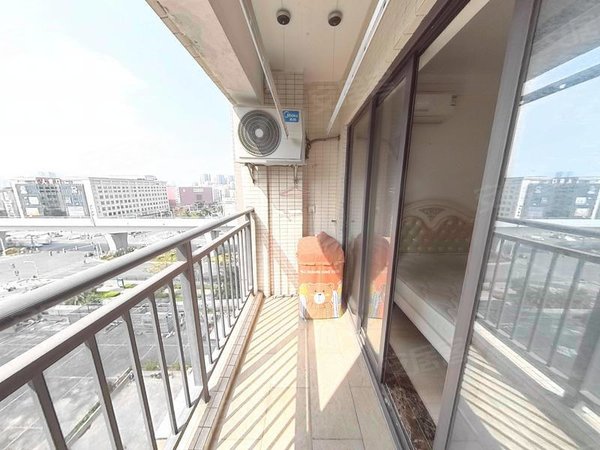 翠微租房,诚丰水晶座 1室1厅1卫 电梯房 精装修34平米,香洲租房-珠海