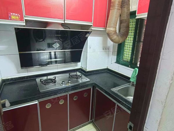 深圳南山南油黄金豪庭(南山)南油地铁口 电梯2房 居家合租都可,方便看