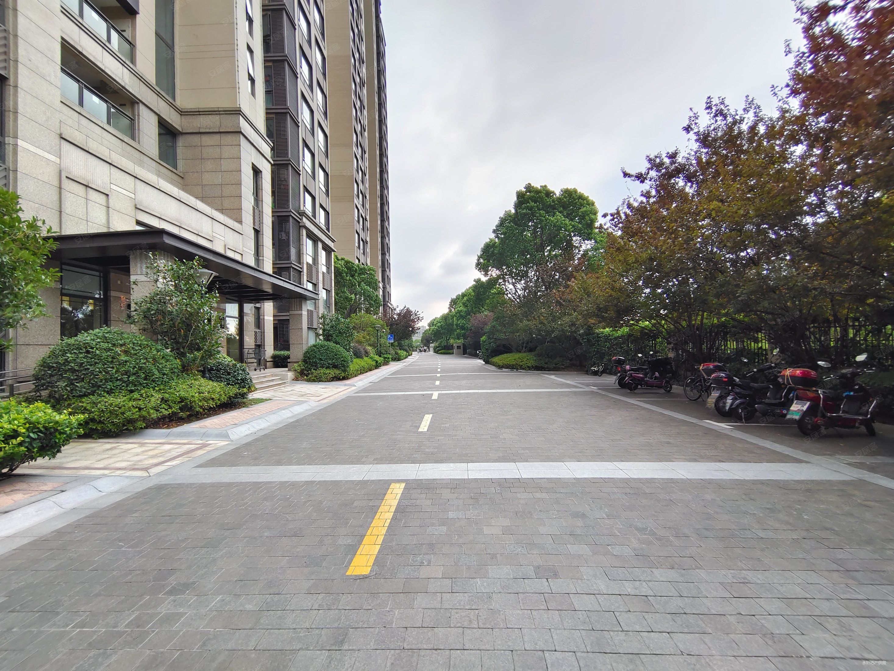 陆家嘴锦绣前城