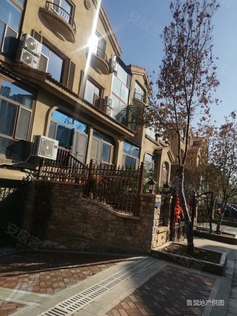 御景湾(别墅)二手房,1260万,5室3厅,3卫,315平米-临沂安居客