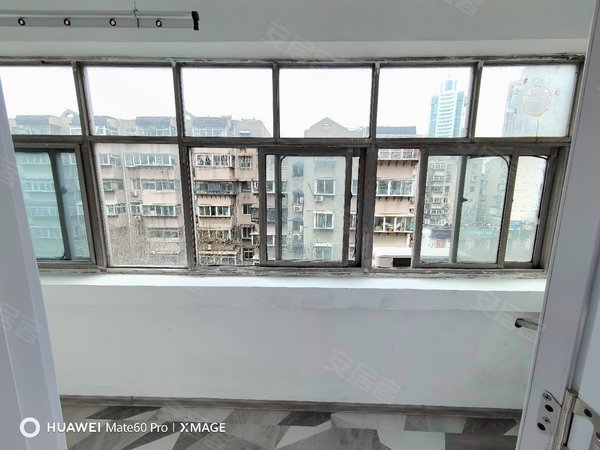 徐家花园紧邻民族大街趵突泉民族医院万字会旧址山东剧院