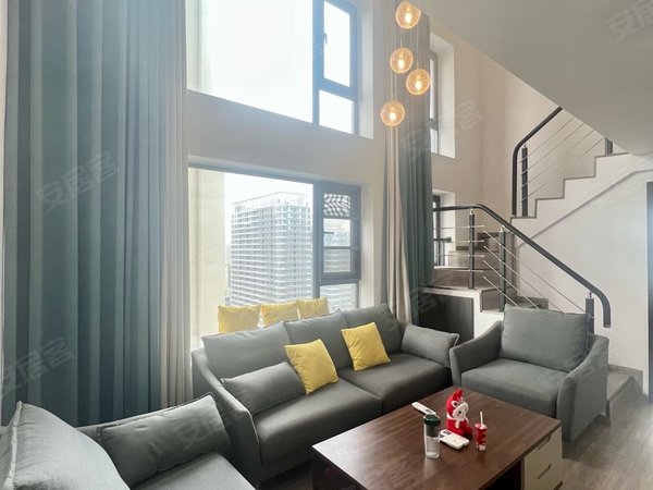 成都高新区南延线华润时光里天府五街 软件园地铁口 整租loft套二带