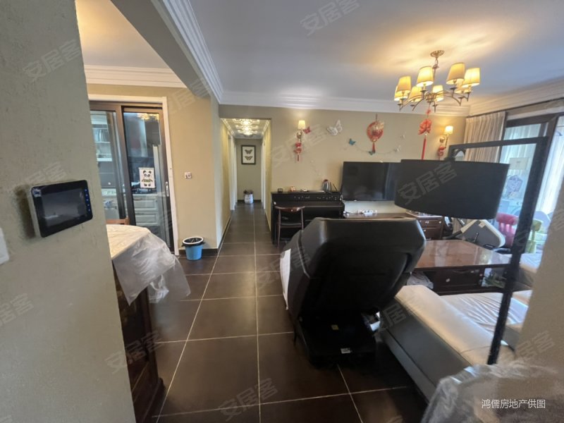 华盛沁园洋房低总价低单价精装修户型方正飞机户型