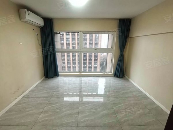 徐州鼓楼鼓楼广场风尚米兰(商住楼)风尚米兰复式公寓楼上宜居楼下办工电梯暖气方便停车有钥匙随时看出租房源真实图片