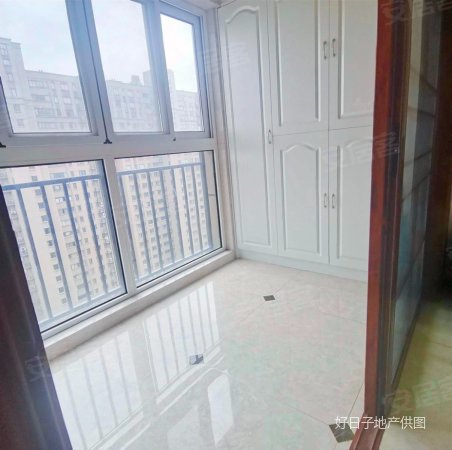 精装大三房 南北通透 房东诚心出售 随时看房 拎包入住,四季花园(昆山