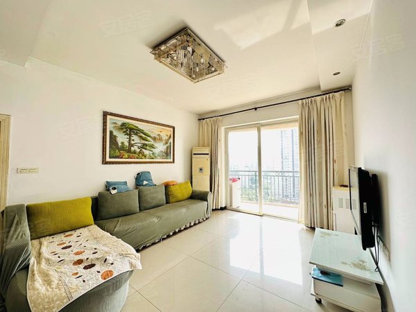 重庆江北五里店龙庭蓝天苑五里店轻轨站出口 龙庭蓝天苑精装两室 可短