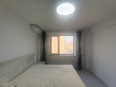 沈阳铁西兴顺保工街地铁口两室俩空调出租房源真实图片