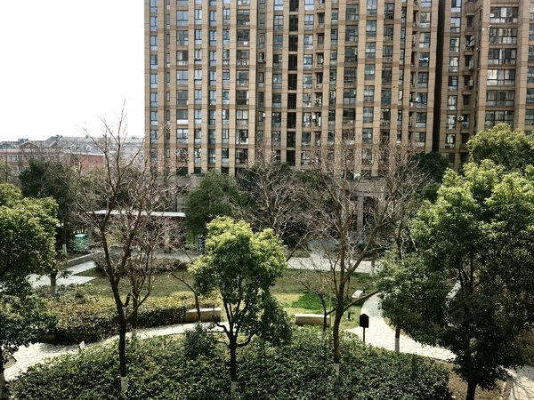 南通崇川市中心中海丁香花园中海丁香花园 3室2厅2卫出租房源真实图片