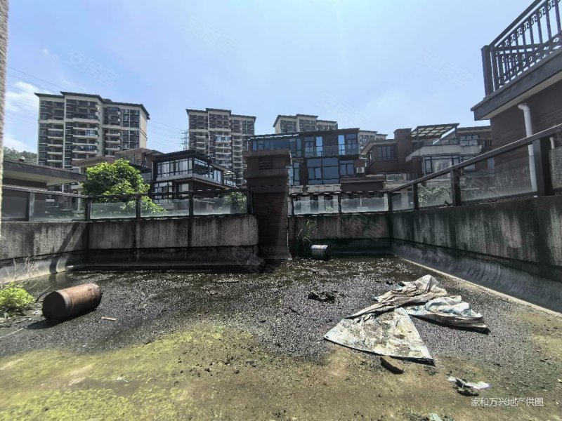 东莞房产网>东莞二手房>黄江二手房>碧桂园二手房>金地湖山大境(别墅)