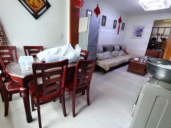 新迎七组团三室精装修全家具电器拎包入住看房子随时出租房源真实图片