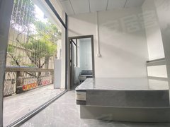 广州越秀西门口1号线西门口300米大露台采光通透 环境舒适宜人出租房源真实图片