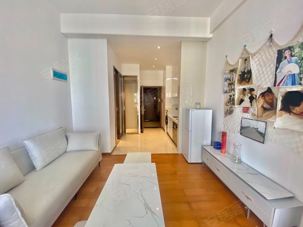 百鸽笼租房,百鸽笼 地铁站 大单间 带阳台 近万象汇 华润万家 深特变