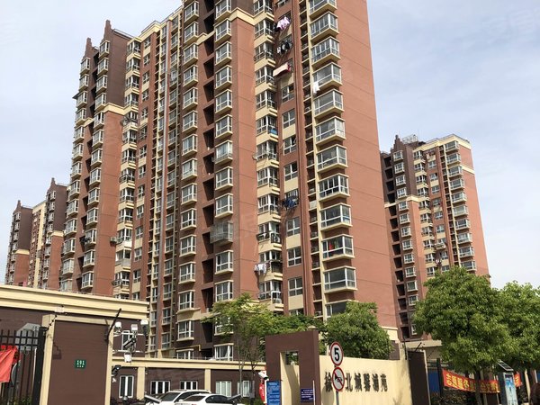 上海青浦徐泾北城徐泾北城馨浦苑(东区)实拍17号线徐泾北城地铁口500