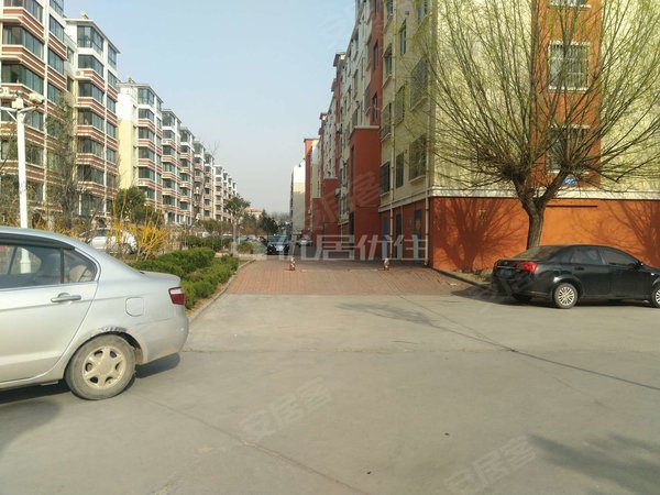 青岛莱西水集银泰紫荆城紫荆城2室1厅1卫70.0平米出租房源真实图片