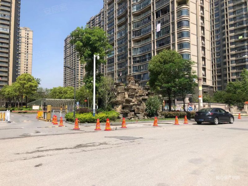 世纪大桥南 富都豪园 刚需两房      搞定 好楼层