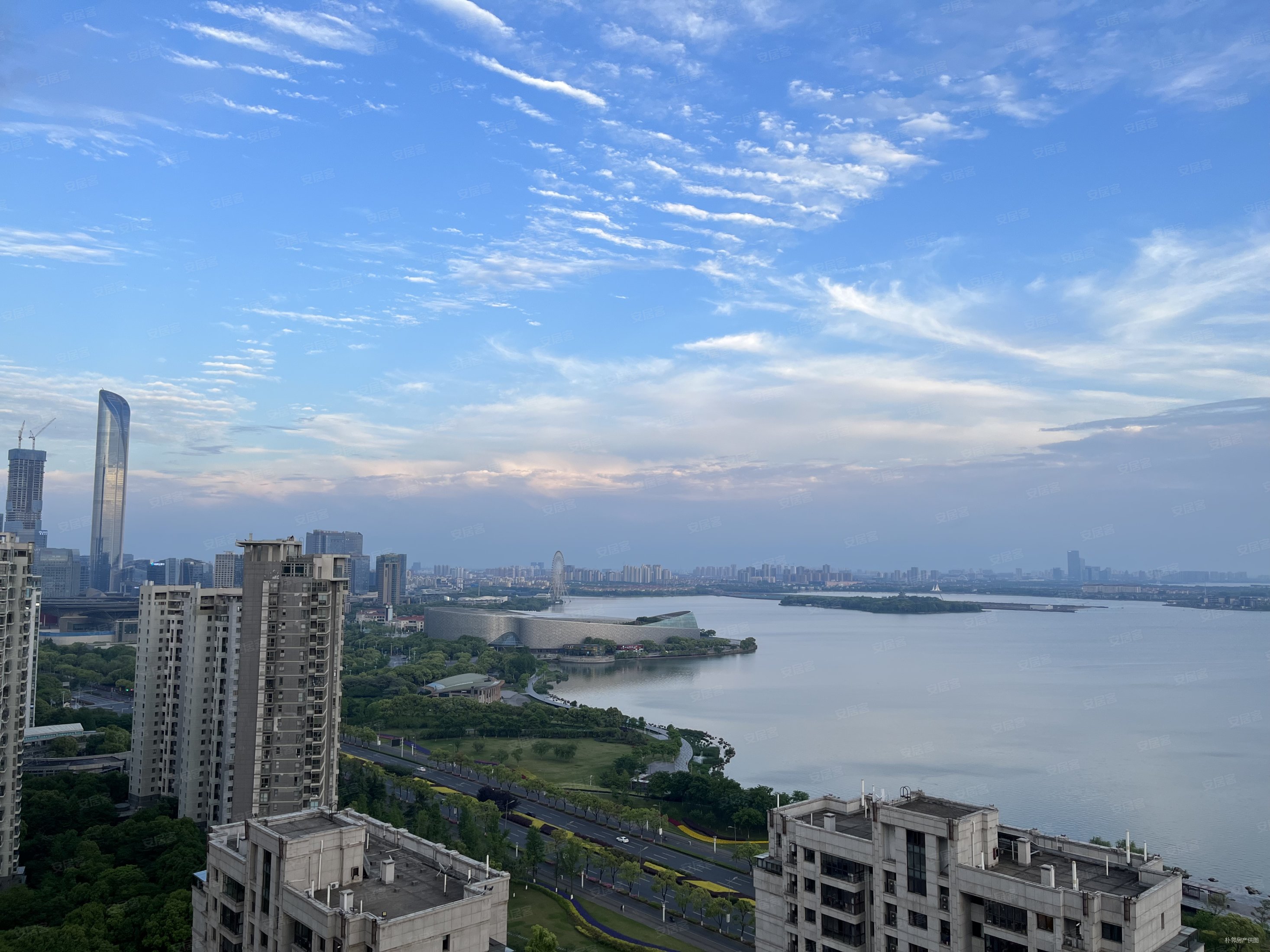 苏州房产网>苏州二手房>工业园二手房>玲珑二手房>玲珑湾花园七,八区>