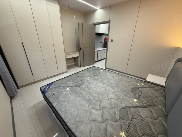 金华东阳东阳市中心吴宁西路70号楼人民医院，接官亭，空间大，精装修，性价比超高，环境好拎包入住出租房源真实图片