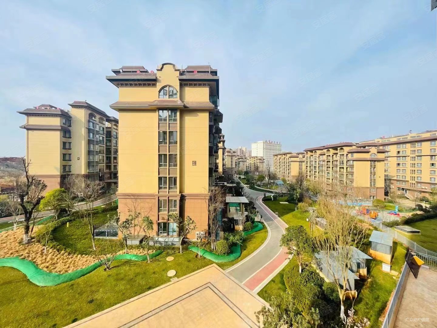 长水航城春风里