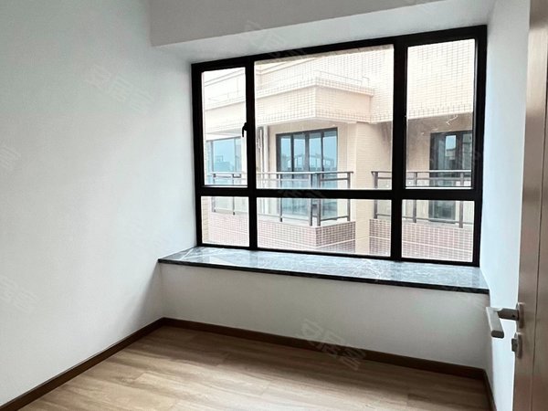 中山火炬开发区张家边泰瑞居正规三房二卫出行方便太阳城附近欢迎看房