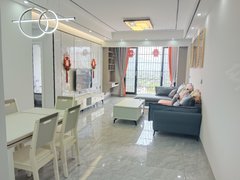 达州大竹北城新区凤凰城 永辉超市旁 商圈成熟 出行方便,去六小20米出租房源真实图片