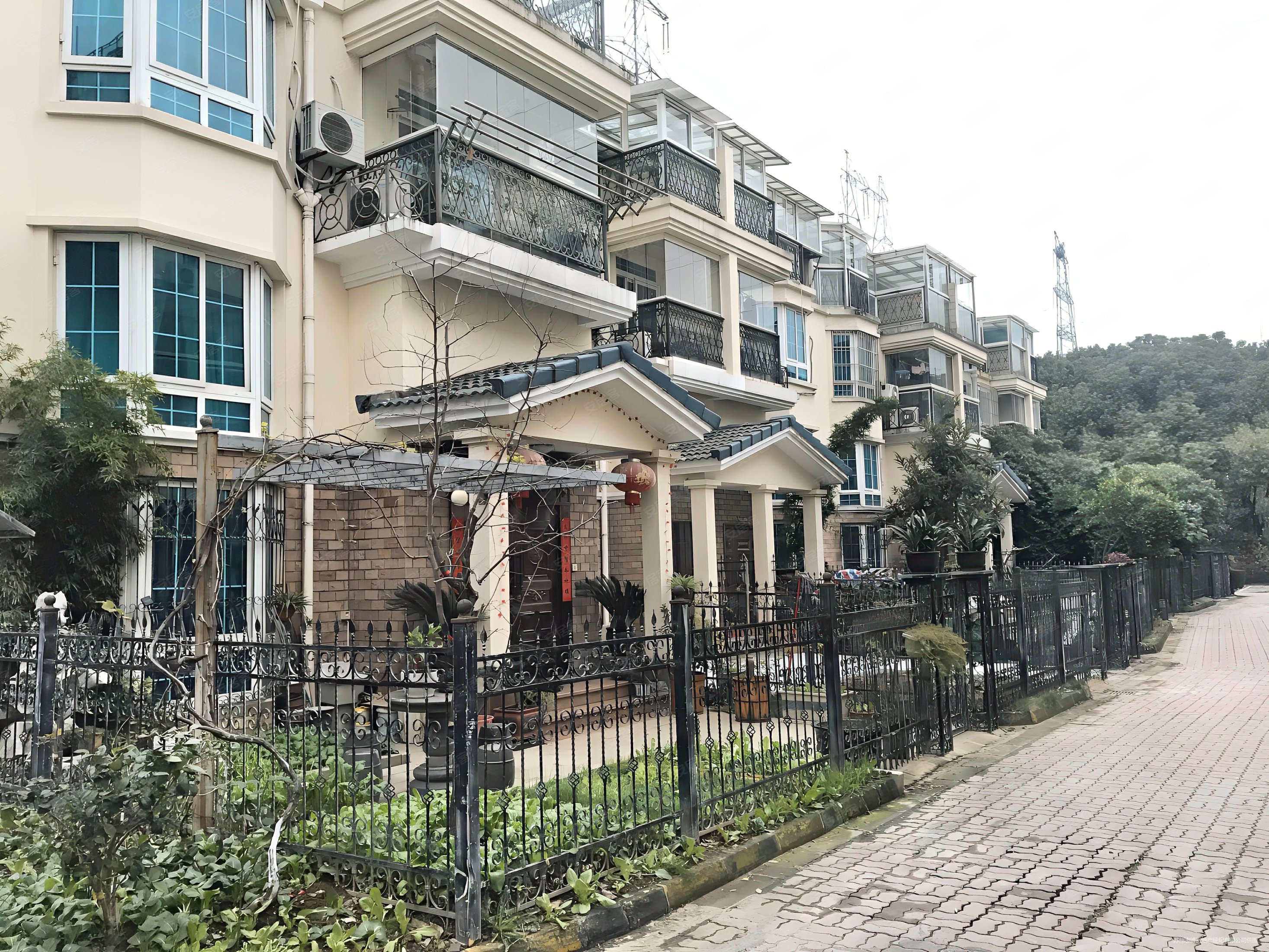 朝南双阳台,韶山花园二手房,490万,3室2厅,2卫,122平米