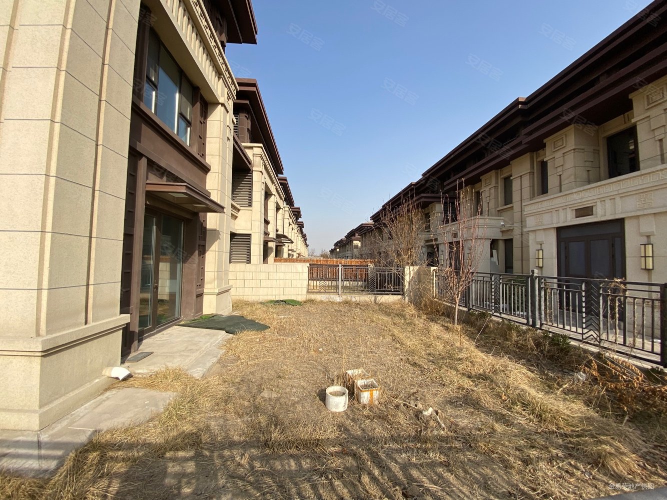 鸿坤理想城澜境西苑别墅