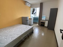 厦门海沧阿罗海广场村口单间,光线很好的2楼单间出租房源真实图片