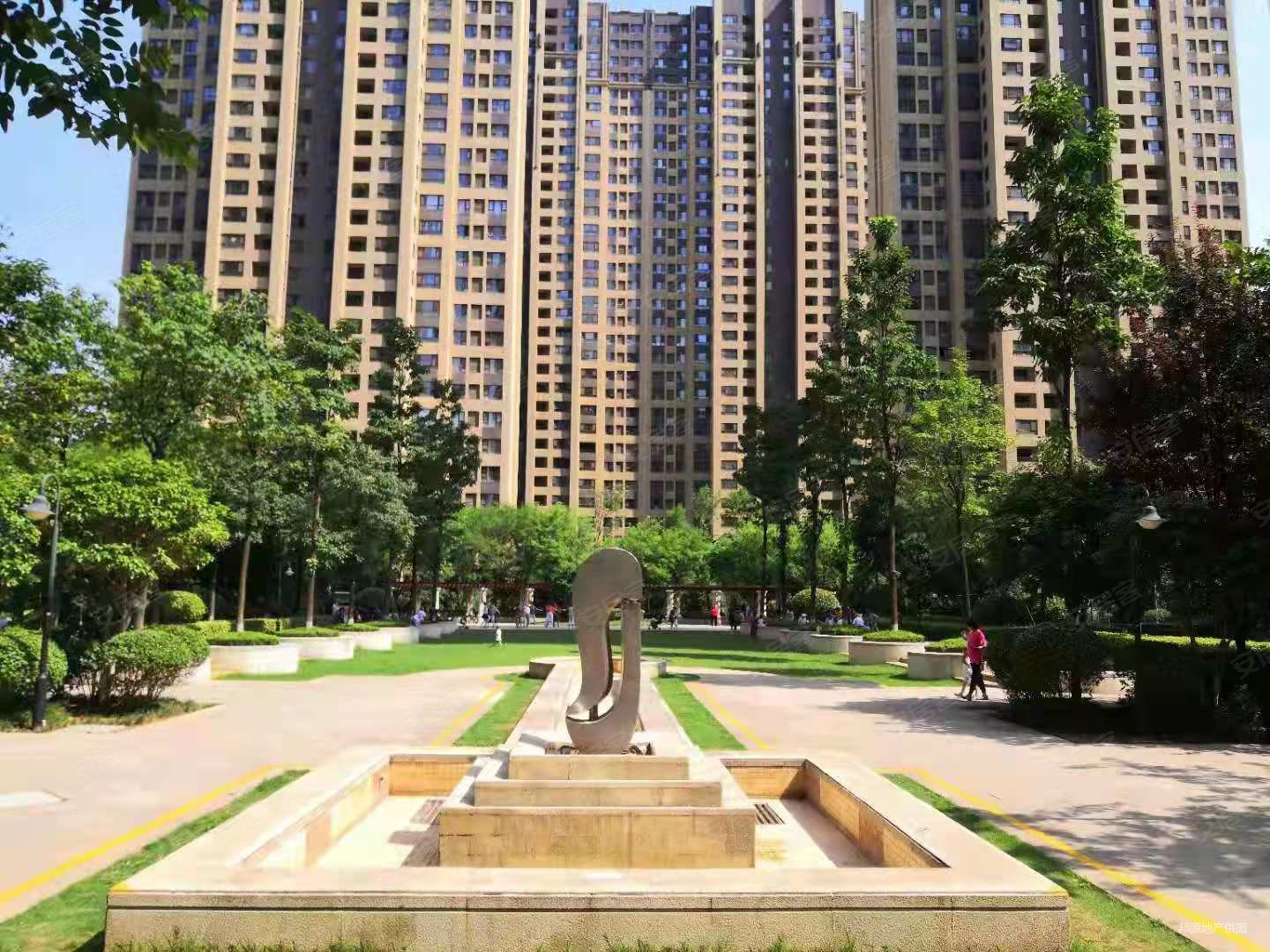 曲江雁翔路金地翔悦天下精装三室诚心出售