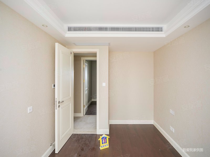 融创朗山(溪岸景园二区36-49)二手房,154万,3室2厅,2卫,117.