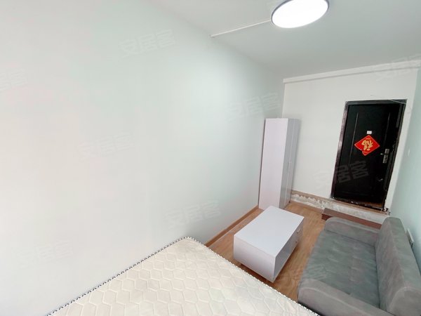 太原小店长风亲贤苑长风大卖场,煤炭医院,北美,天美,茂业,地铁口,高新