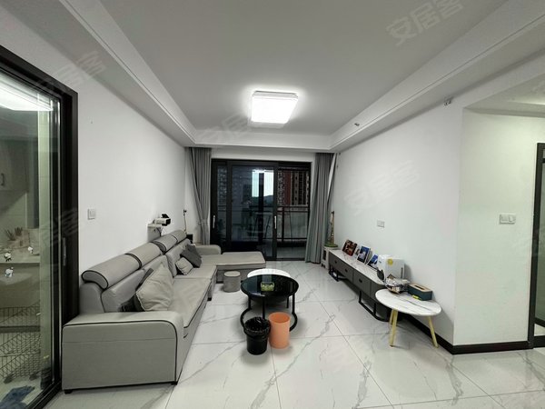 深圳龙岗南联朗泓龙园大观(二期)龙园大观精装大三房出租可拎包入住