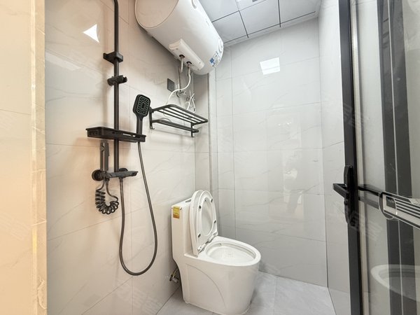 金华东阳东阳江北湖莲西街270号楼湖莲西街 中山北路 石门堂附近设备齐全 拎包入住 押一付一出租房源真实图片