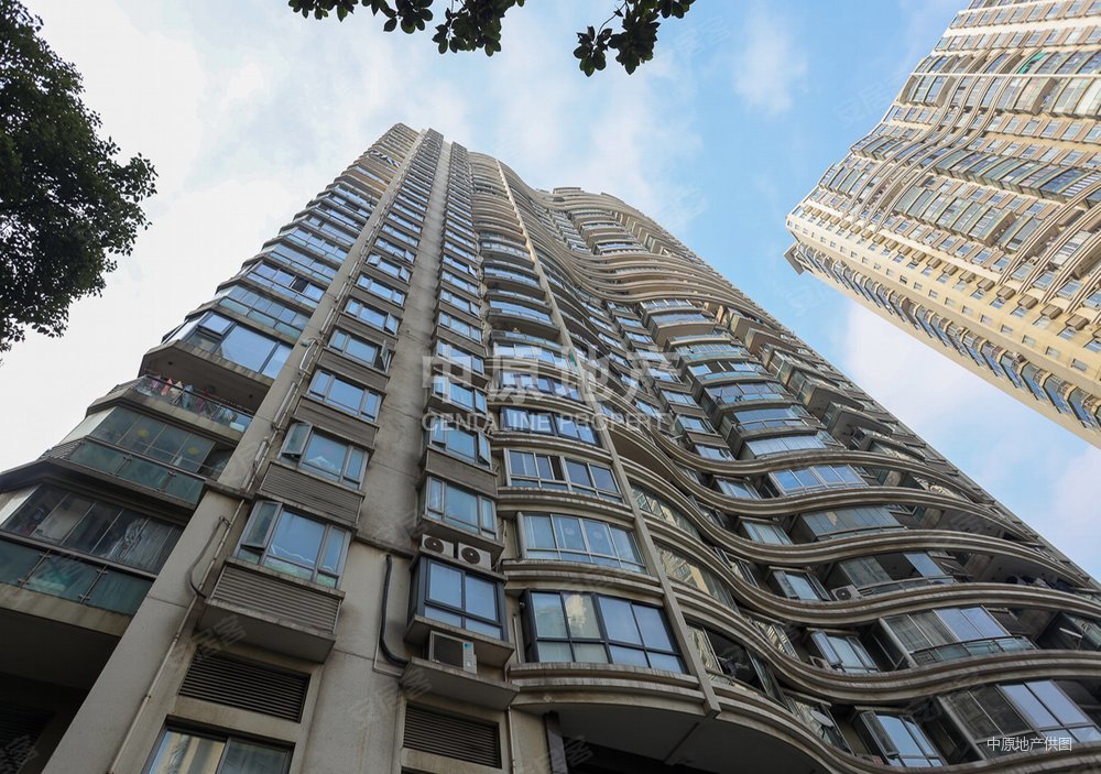 上海壹街区3室2厅2卫109.11㎡西南1590万